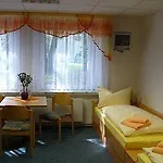بيت ضيافة Sportpension 3*